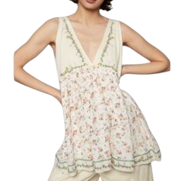 POL Tops - POL Floral Embroidered Sleeveless Top White Peasant Boho Festival Summer in L